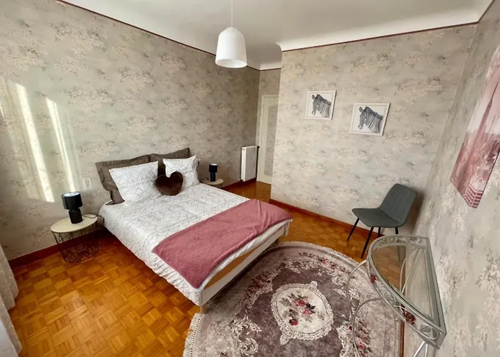 Апартаменты Tres Grand A 10 Min A Pied Du Centre Кастр